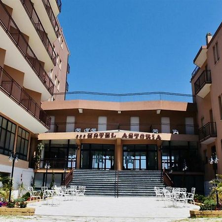 Astoria Hotell Pesaro Eksteriør bilde